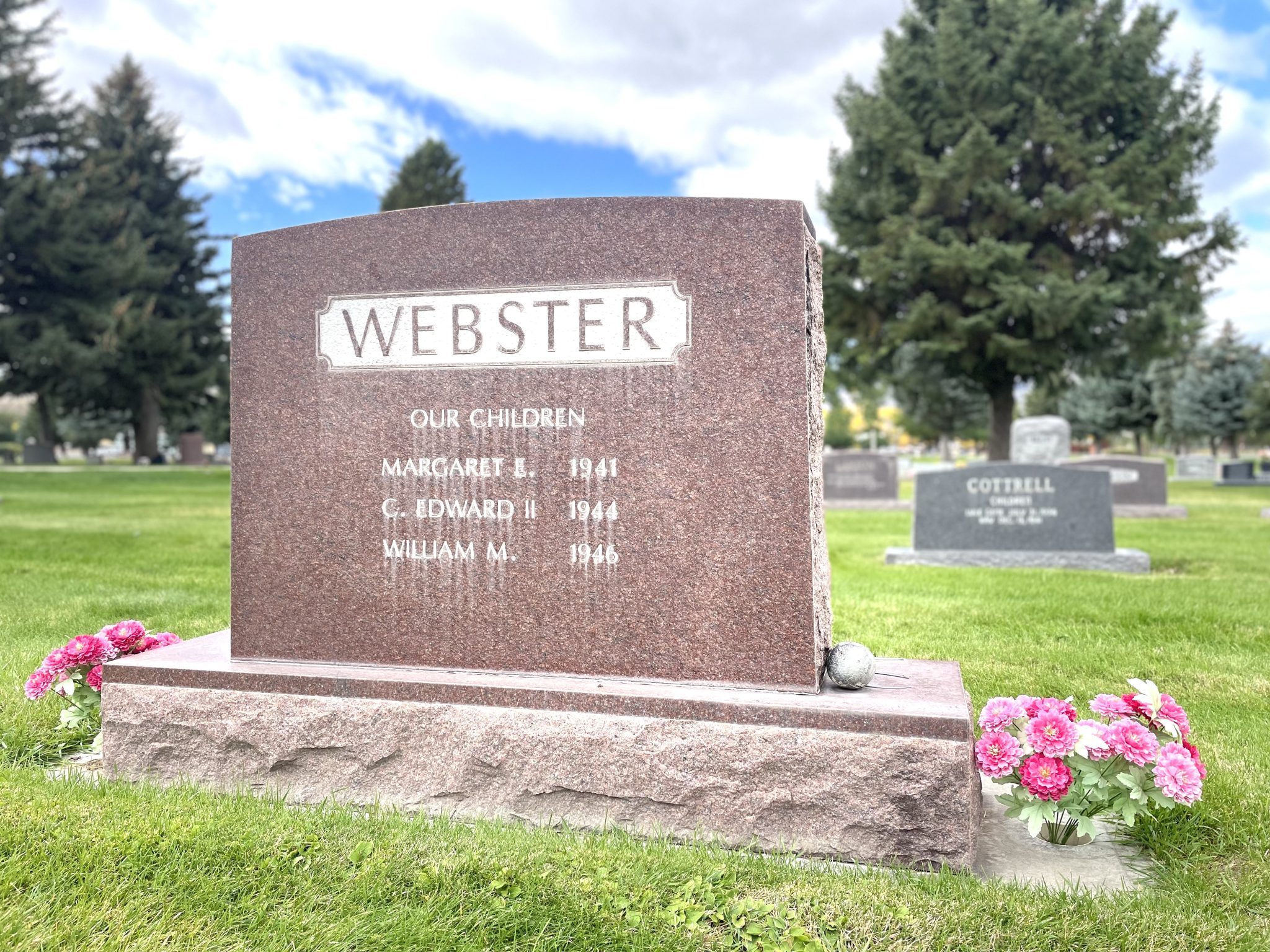 Differences in Cost between Burial and Cremation in Canada Canadian